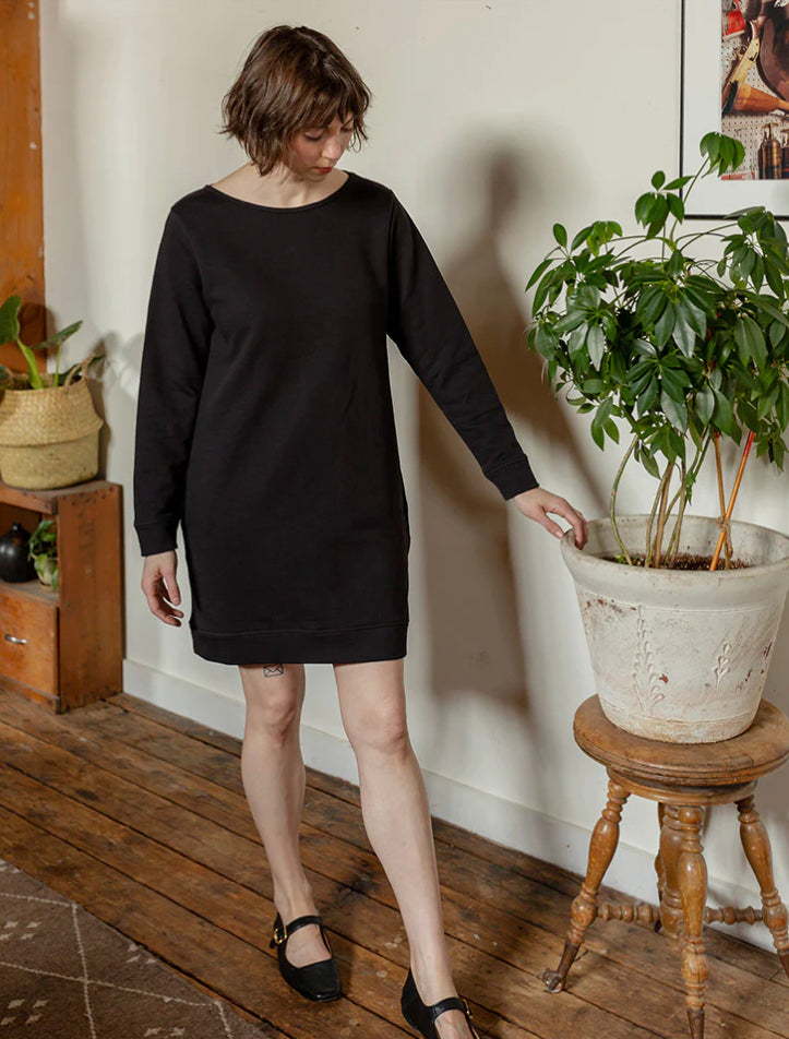 Sweatshirt Dress Black Loop Knit