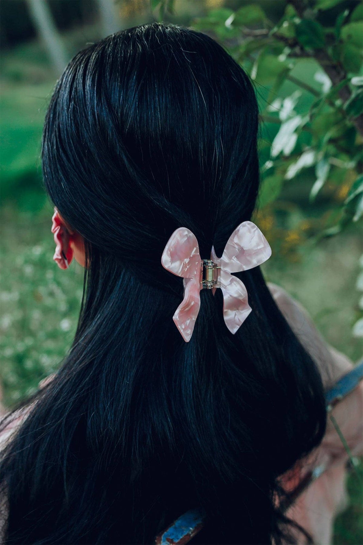 Bow Hair Claw: Pink