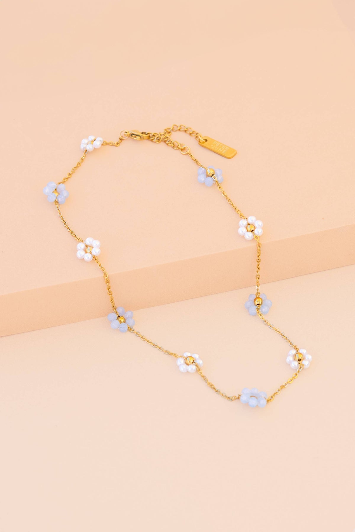 Sabrina Necklace: Peach
