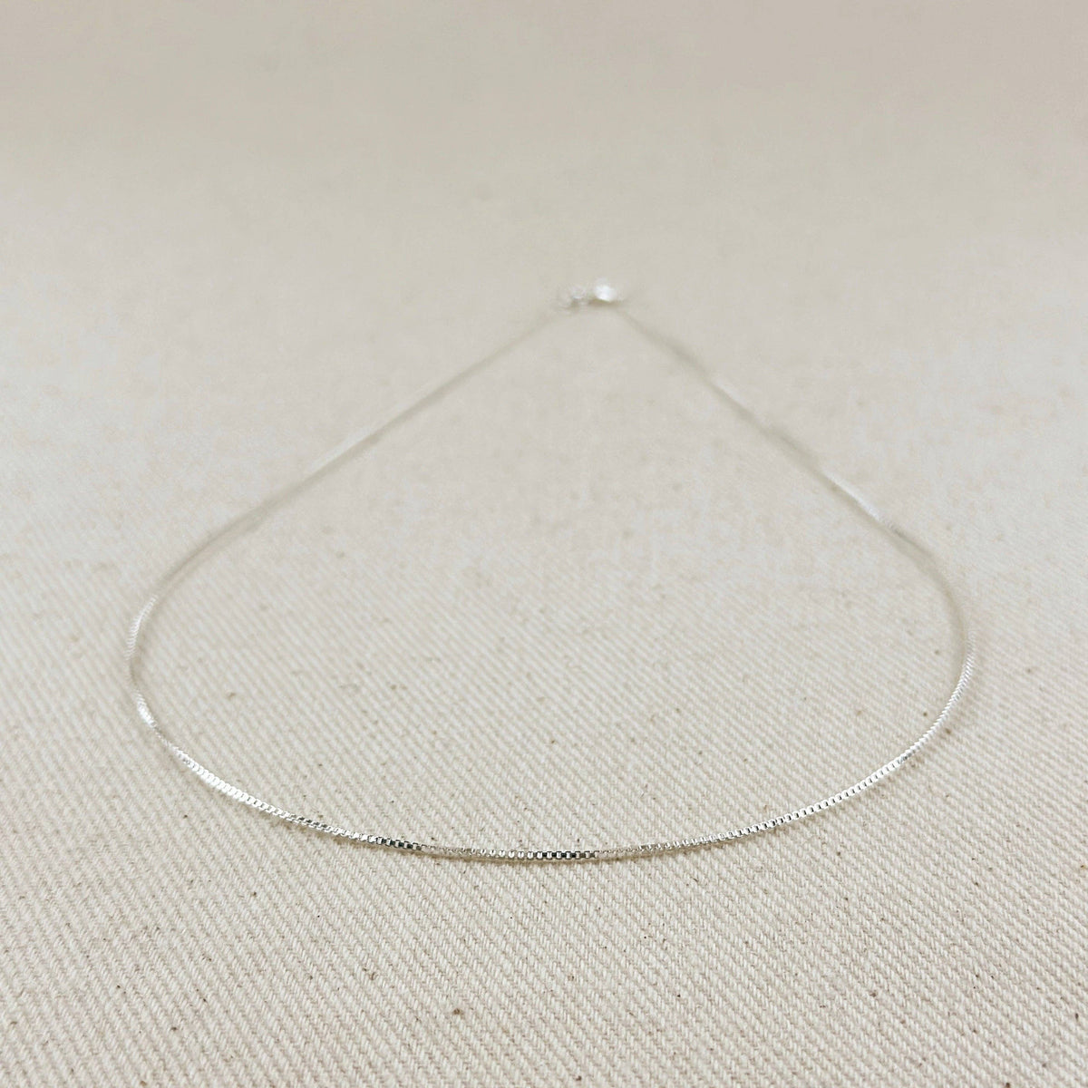 Sterling Silver Box Chain 0.8mm: 16 inches