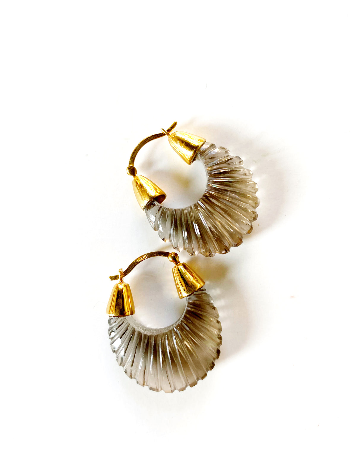 ETTIENNE EARRINGS SMOKY