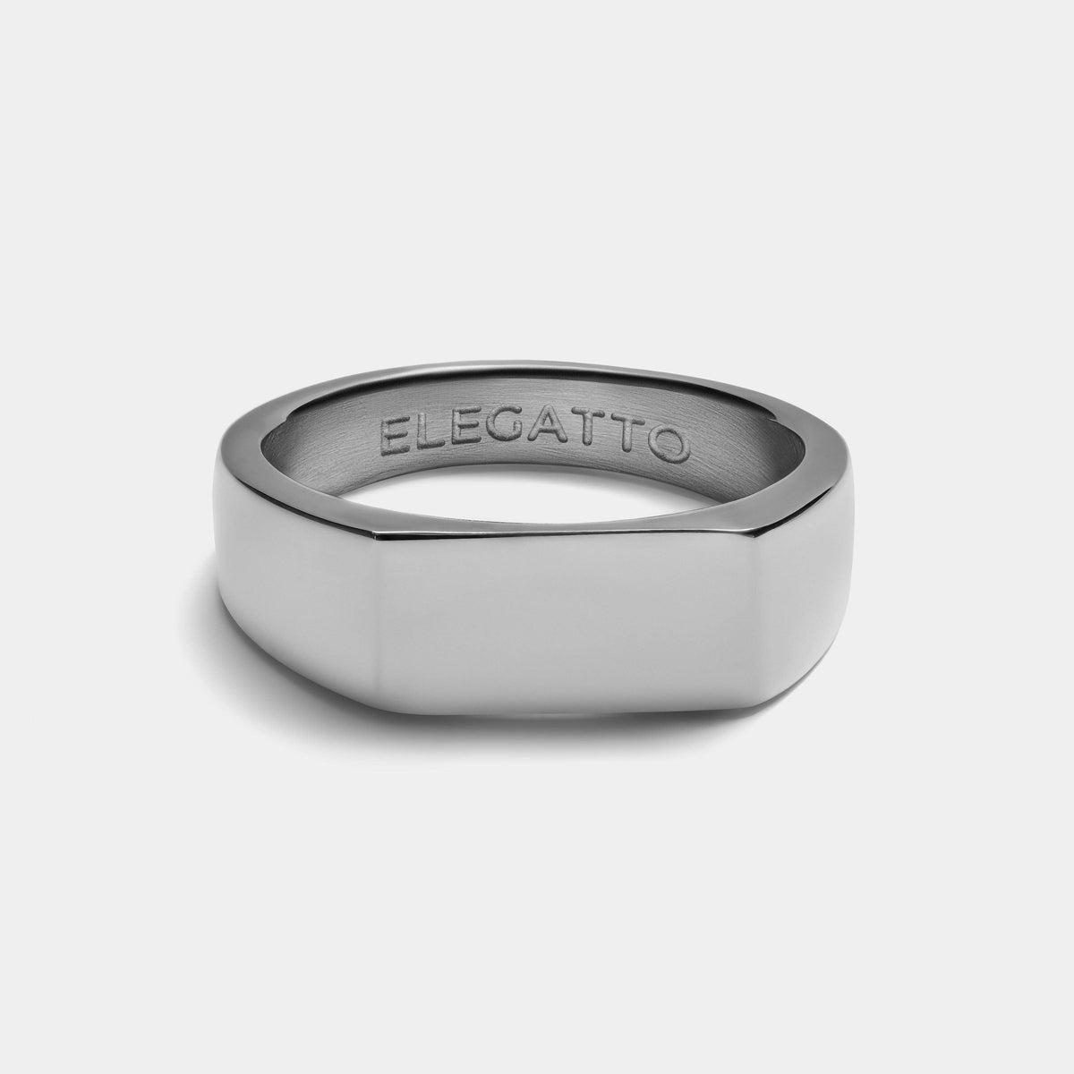 Signet Ring: Gold / 12