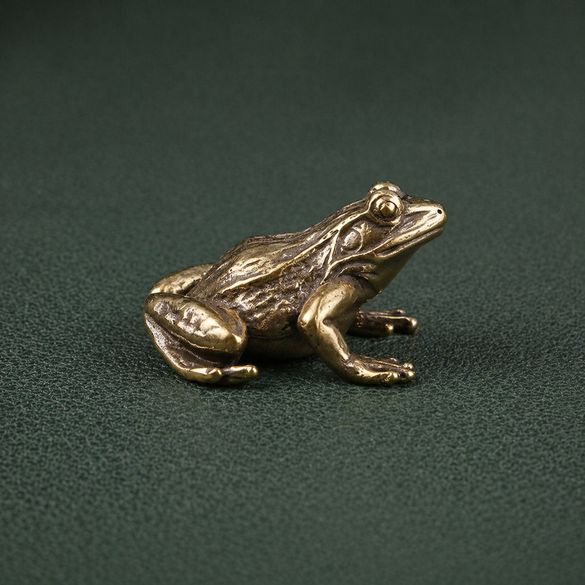 Antique Brass Frog Figurine Ornament: A1
