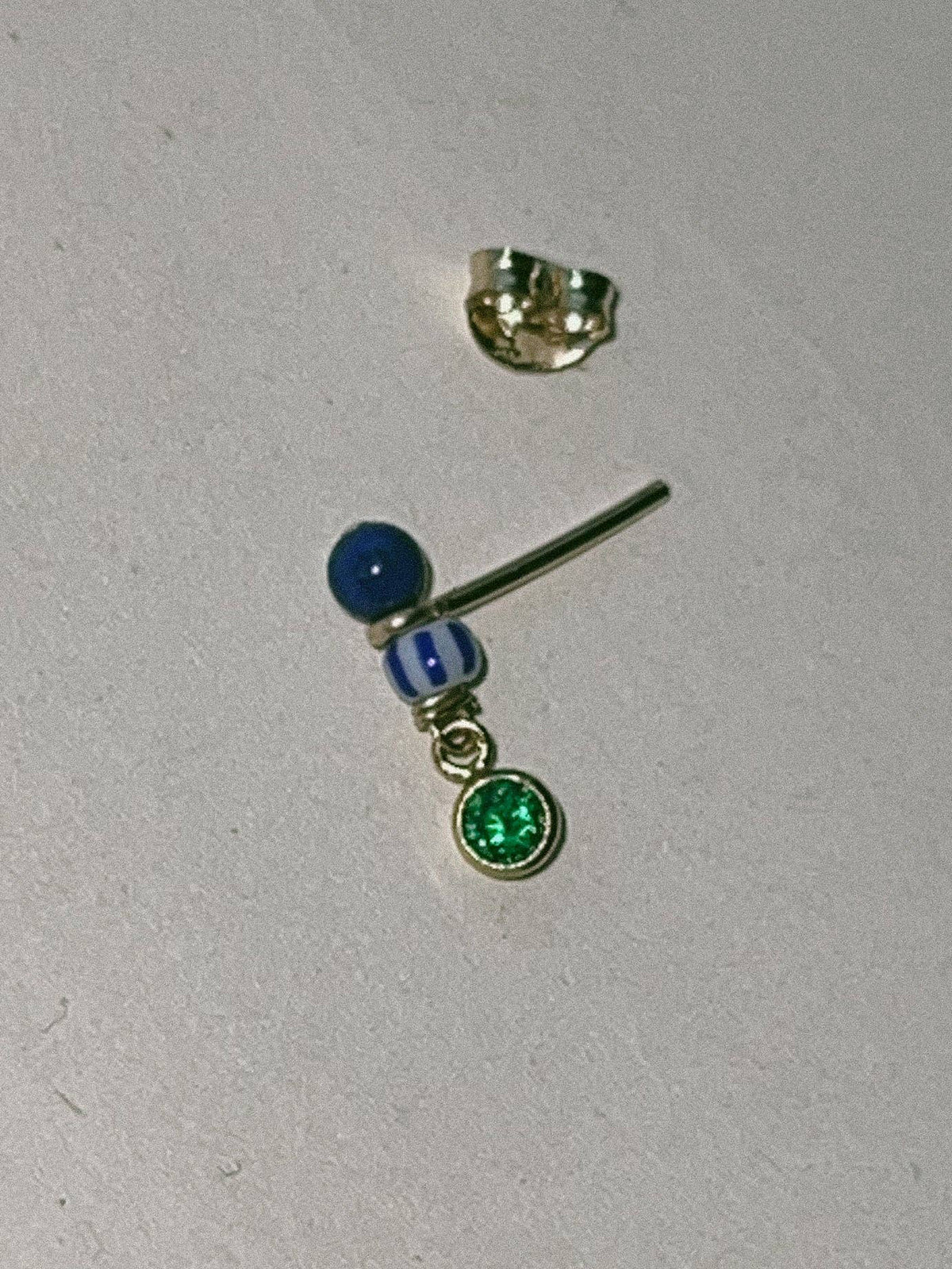 Pigment Earring 02: SINGLE