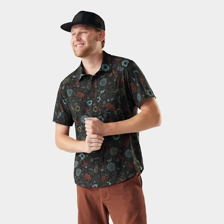 M Everyday SS Button Up - Black Paisley (S26)