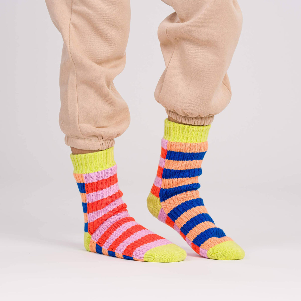 Super Stripe Knit House Socks: Cobalt Flame / L/XL - W 9.5-12.5<br>M 8-11