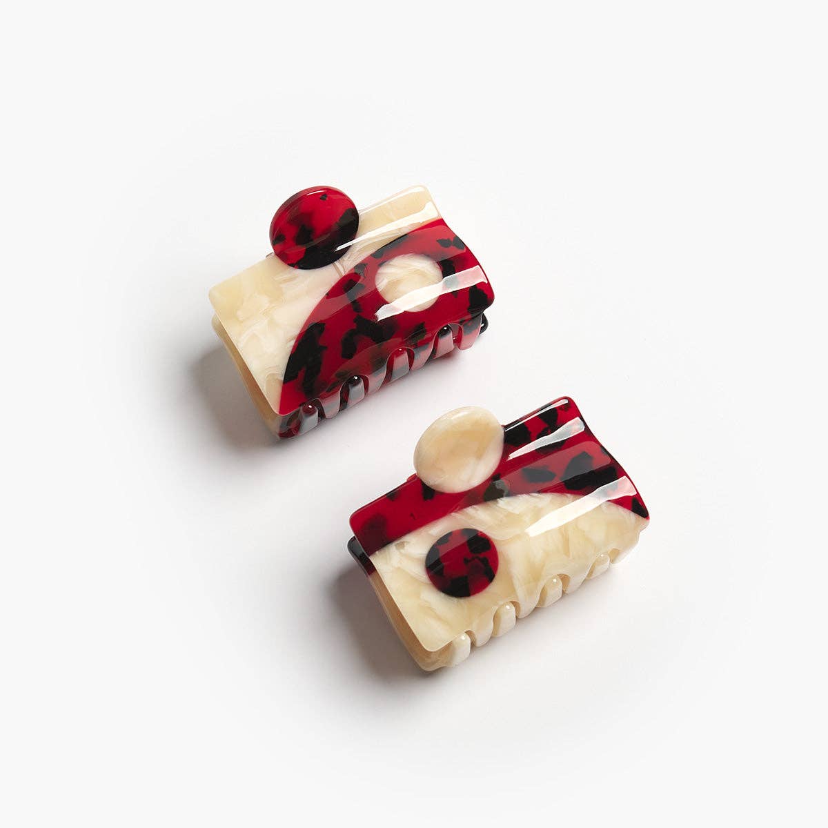 Yin-Yang Claw: Cranberry Tortoise - Sold SINGLE (Mini)