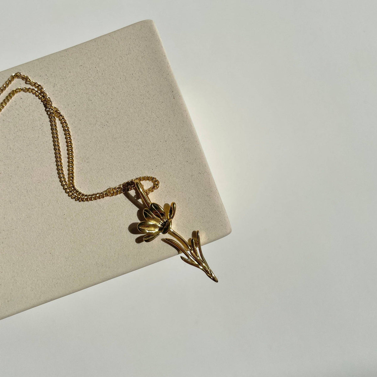 Crocus Flower Necklace- Gold