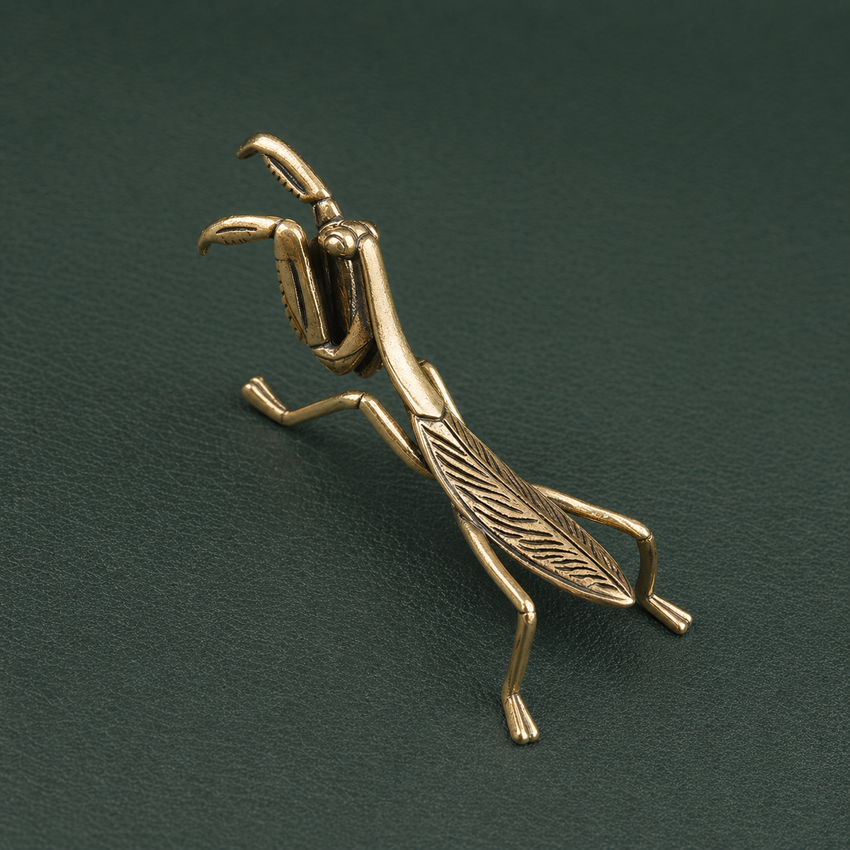 Antique Brass Praying Mantis Figurine Ornament: A1