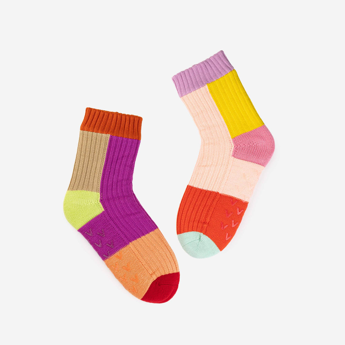 Mismatch House Socks: Pink (S/M)