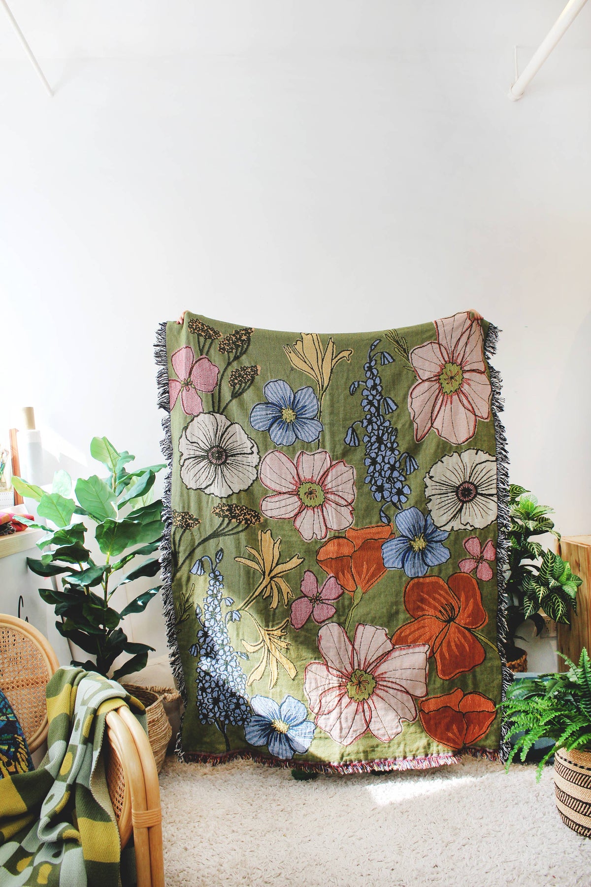 Wild Flowers Tapestry Blanket
