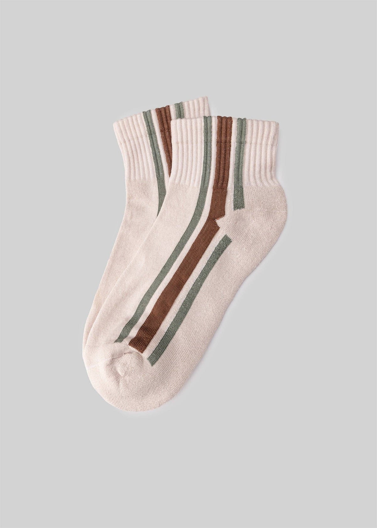 The Vertical Stripe Quarter Crew: Oatmilk