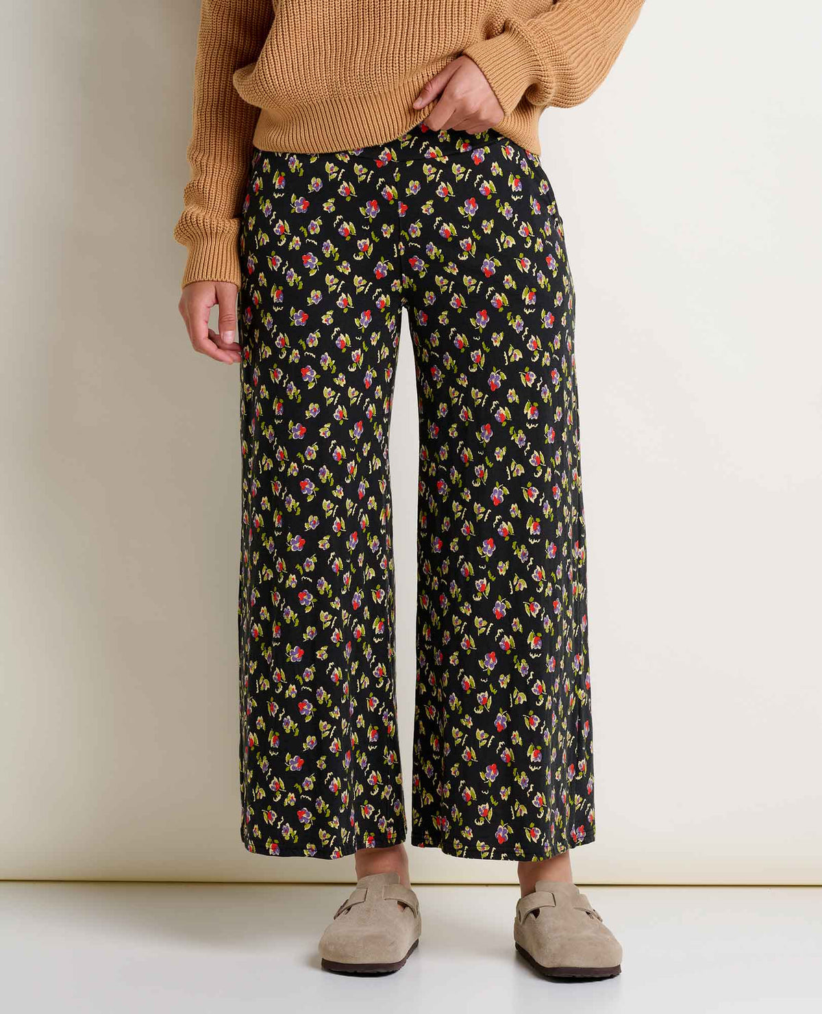Chaka Wide Leg Crop Pant - Black Pansy Print