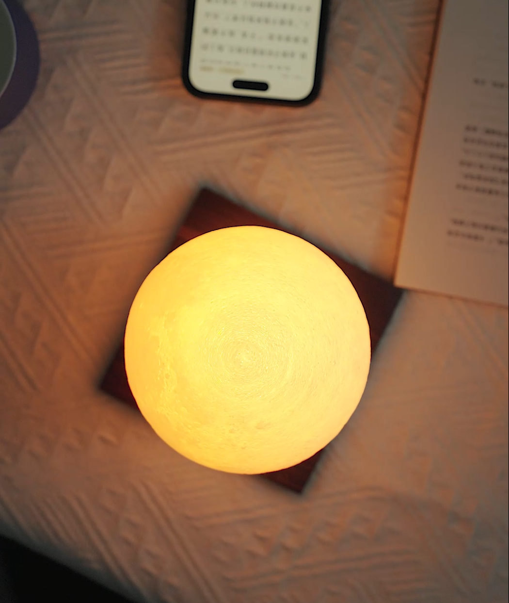 Smart LunaSpin Lamp: Mini