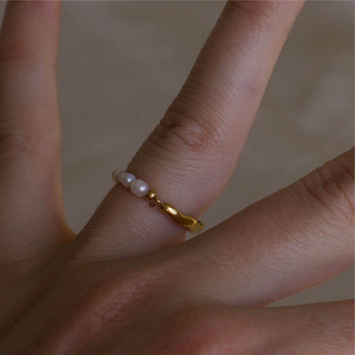 Hubert - Half Pearl Half Gold Band Textured Ring