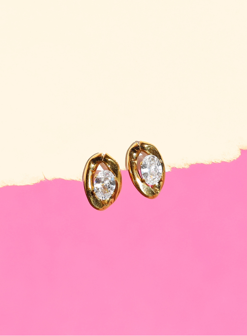 Cili - Swarovski Style Crystal Stud Earrings