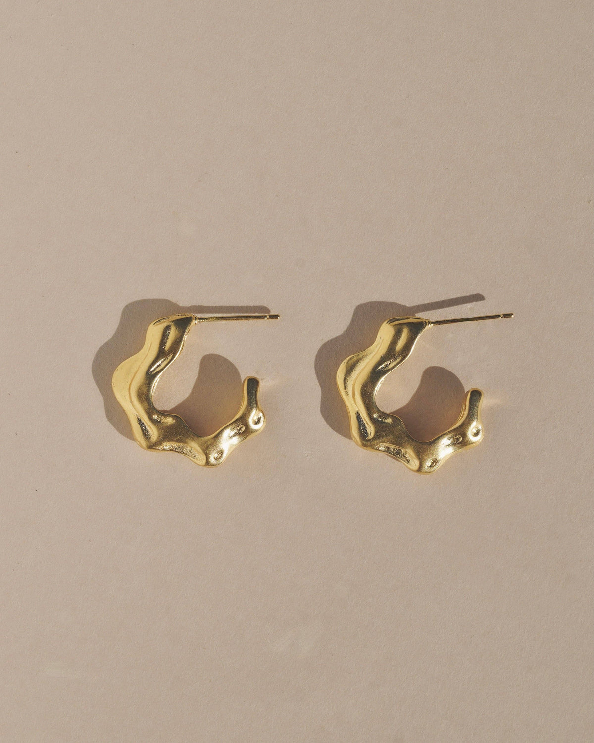 Olas Wavy Earrings