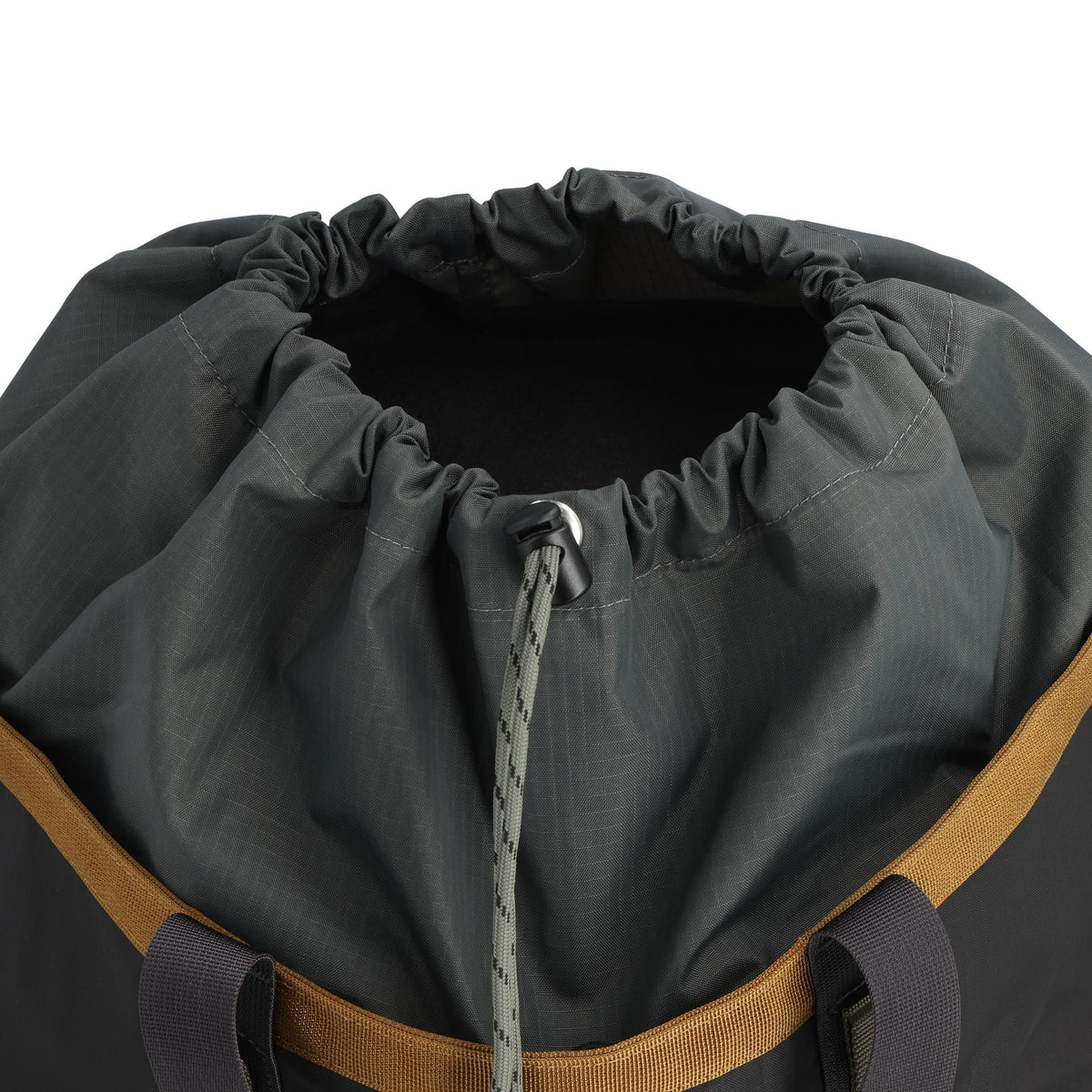 Topo Mountain Utility Tote (33L) - Black / Neutral