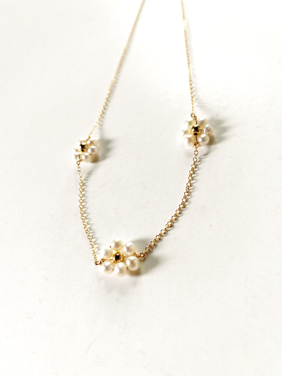 Fiores Flower Choker Necklace