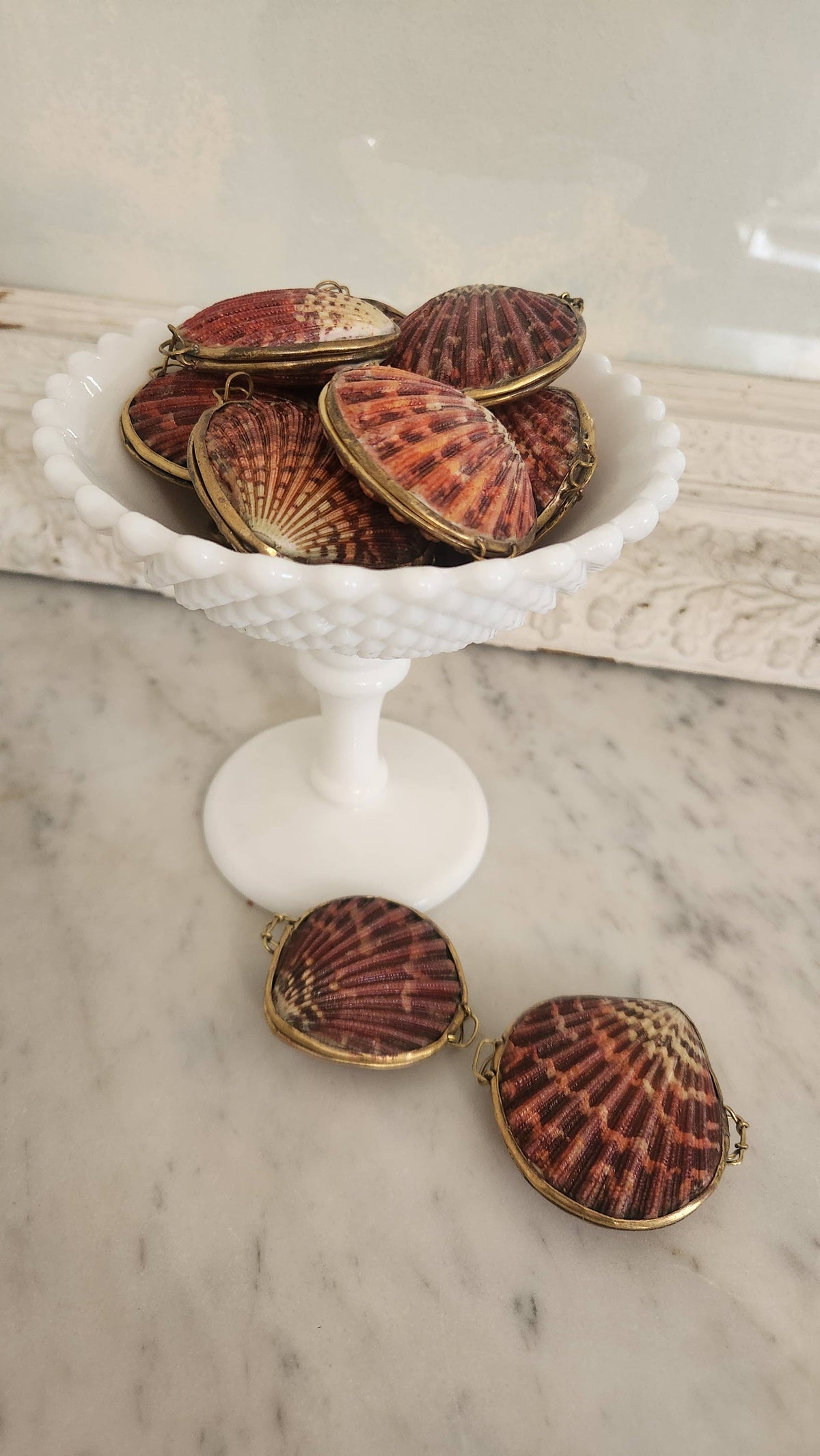 Pink Pectin Scallop Trinket Pill Box, Coin Purse