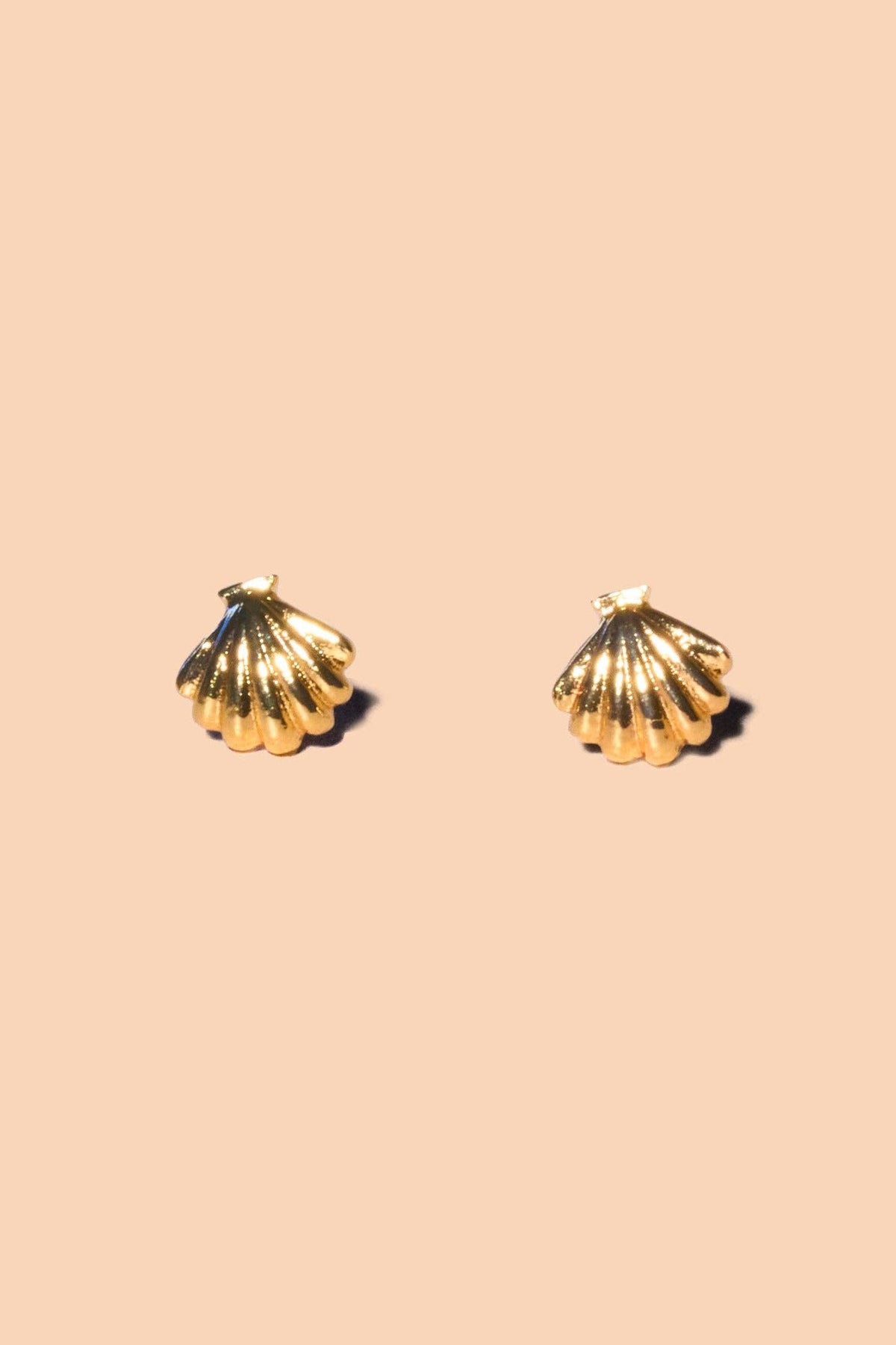 Shell Studs - 18K Gold Plated - sold SINGLE