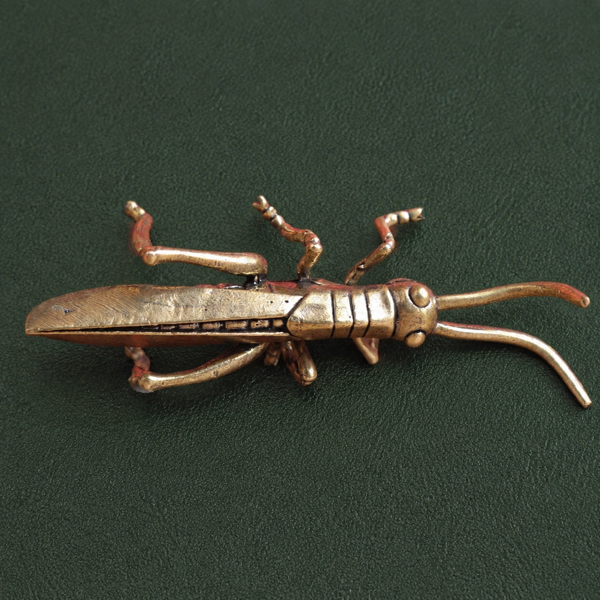 Solid Brass Grasshopper Figurine Desktop Ornament: A1