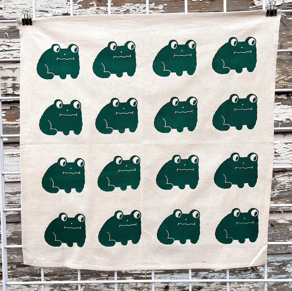 Frog tea towel