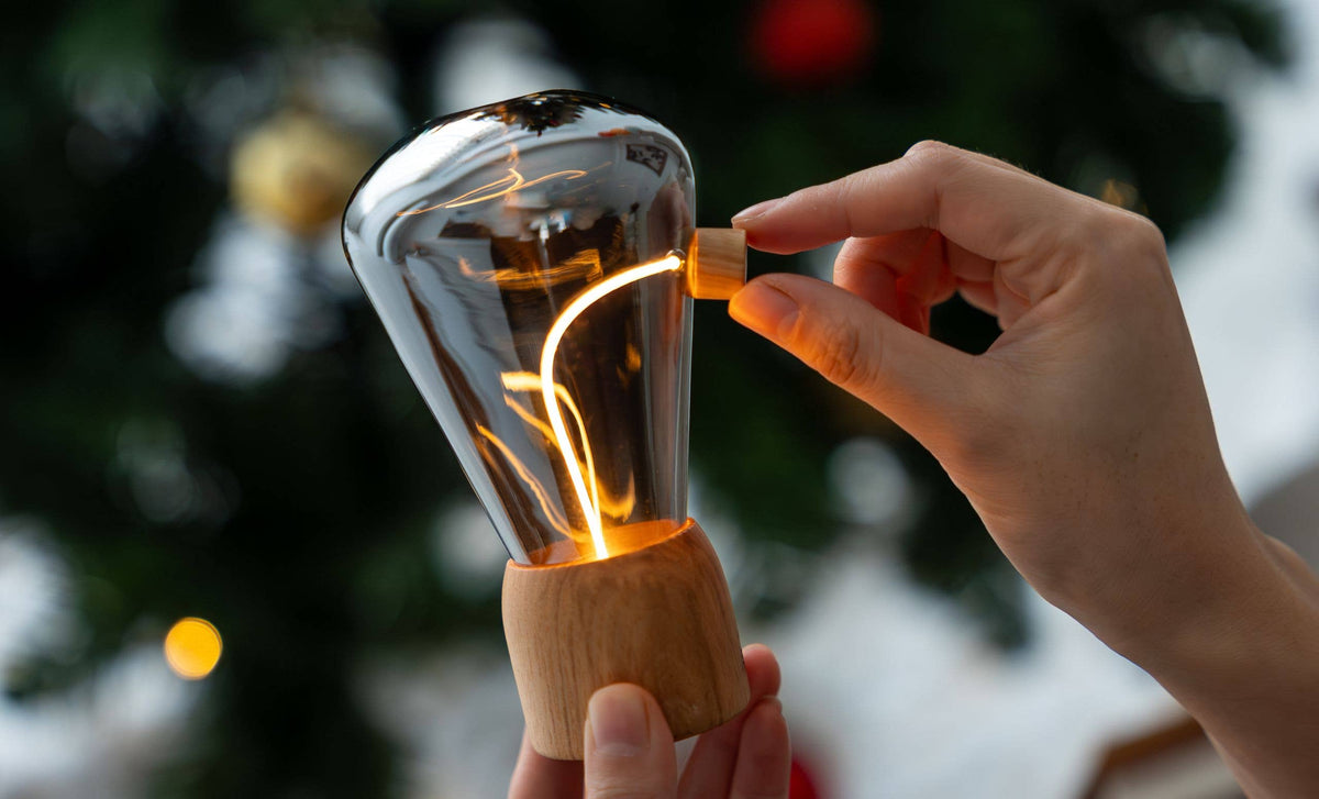Opal Drift Light: Natural White Ash