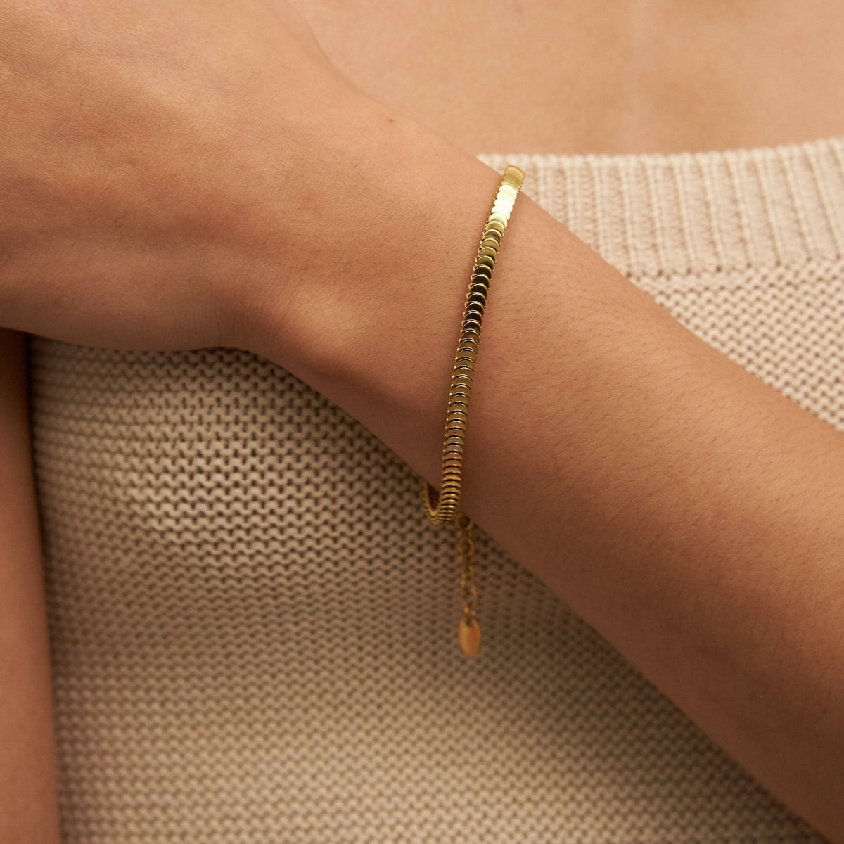 Waterproof Gold Accordion Chain Bracelet