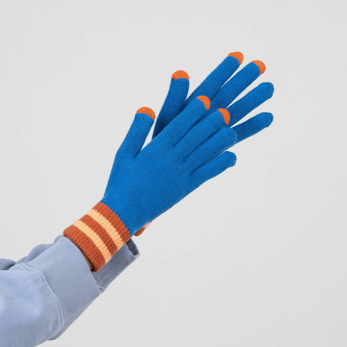 Sport Cuff Touchscreen Gloves: Cobalt