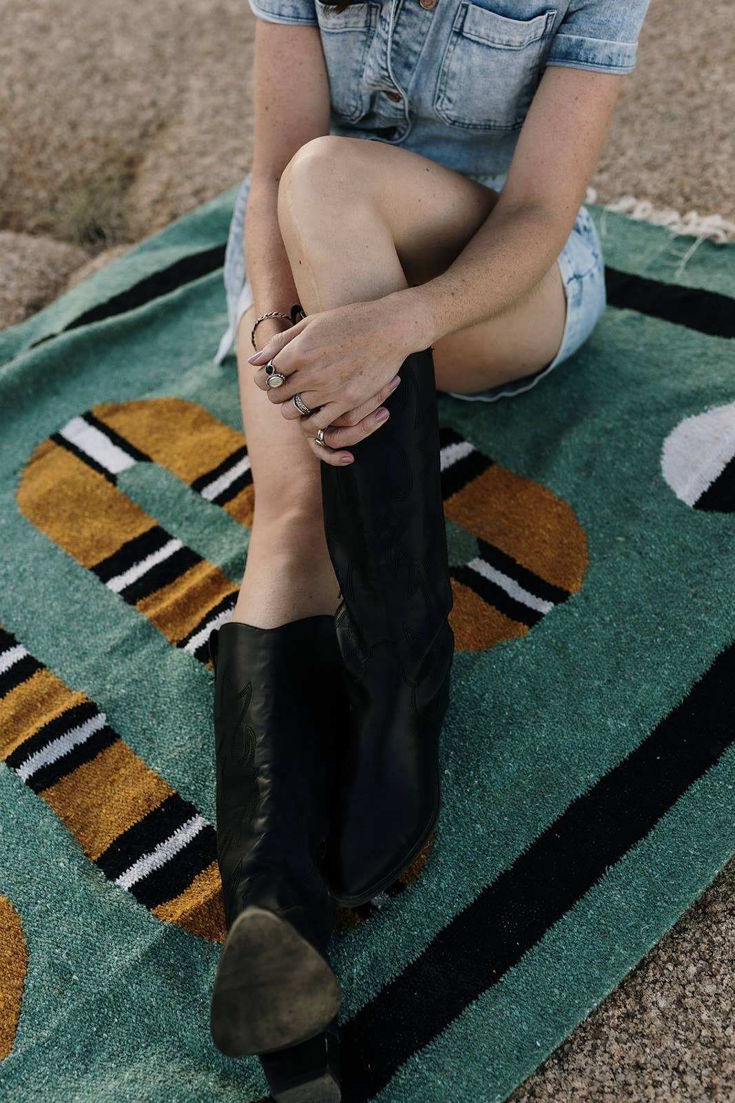 La Víbora (Mountain King) // Handwoven Blanket