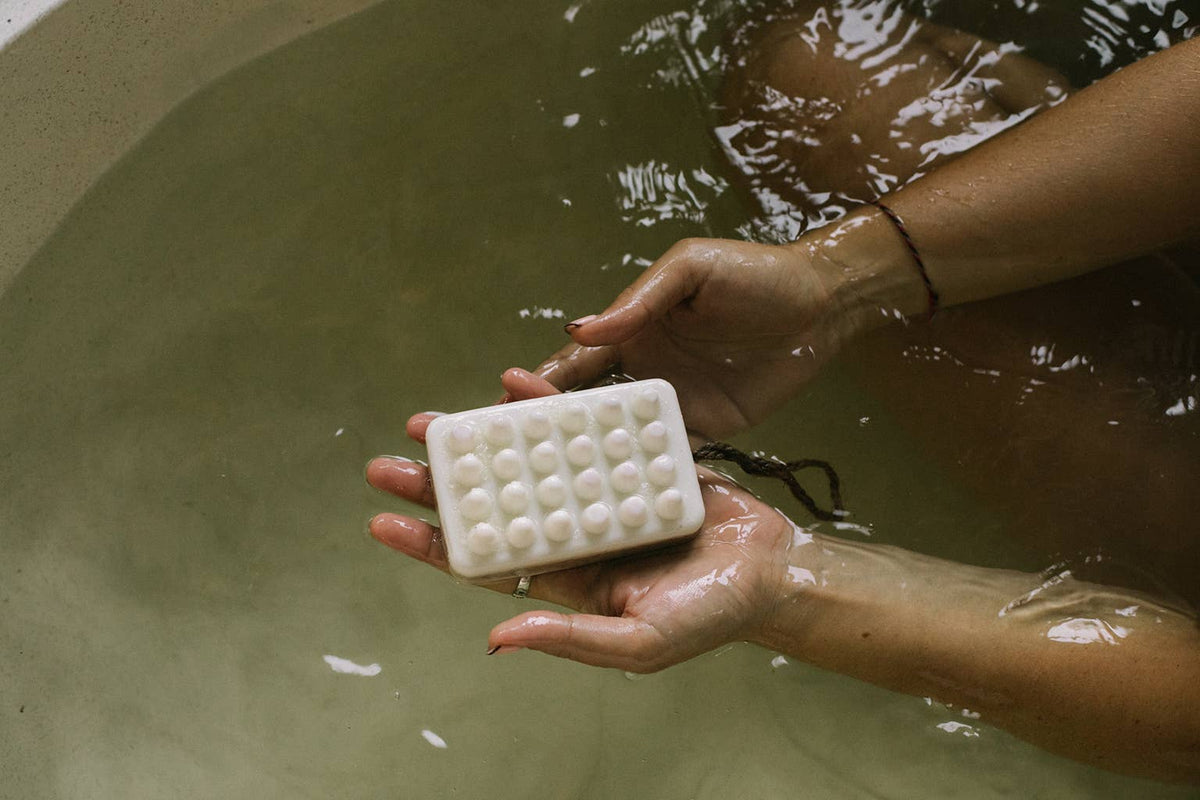 [Limited Edition] Palo Santo Exfoliating Massage Bar Soap