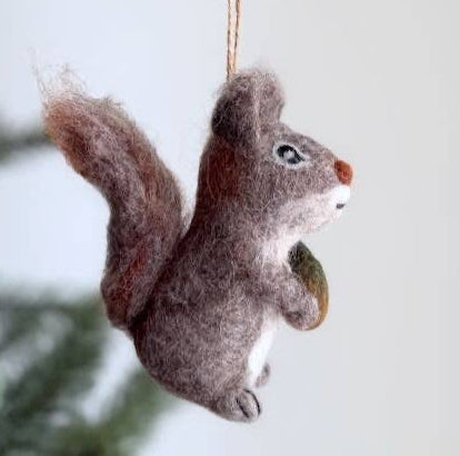 Felt Squirrel Holding Acorn Ornament: Gray