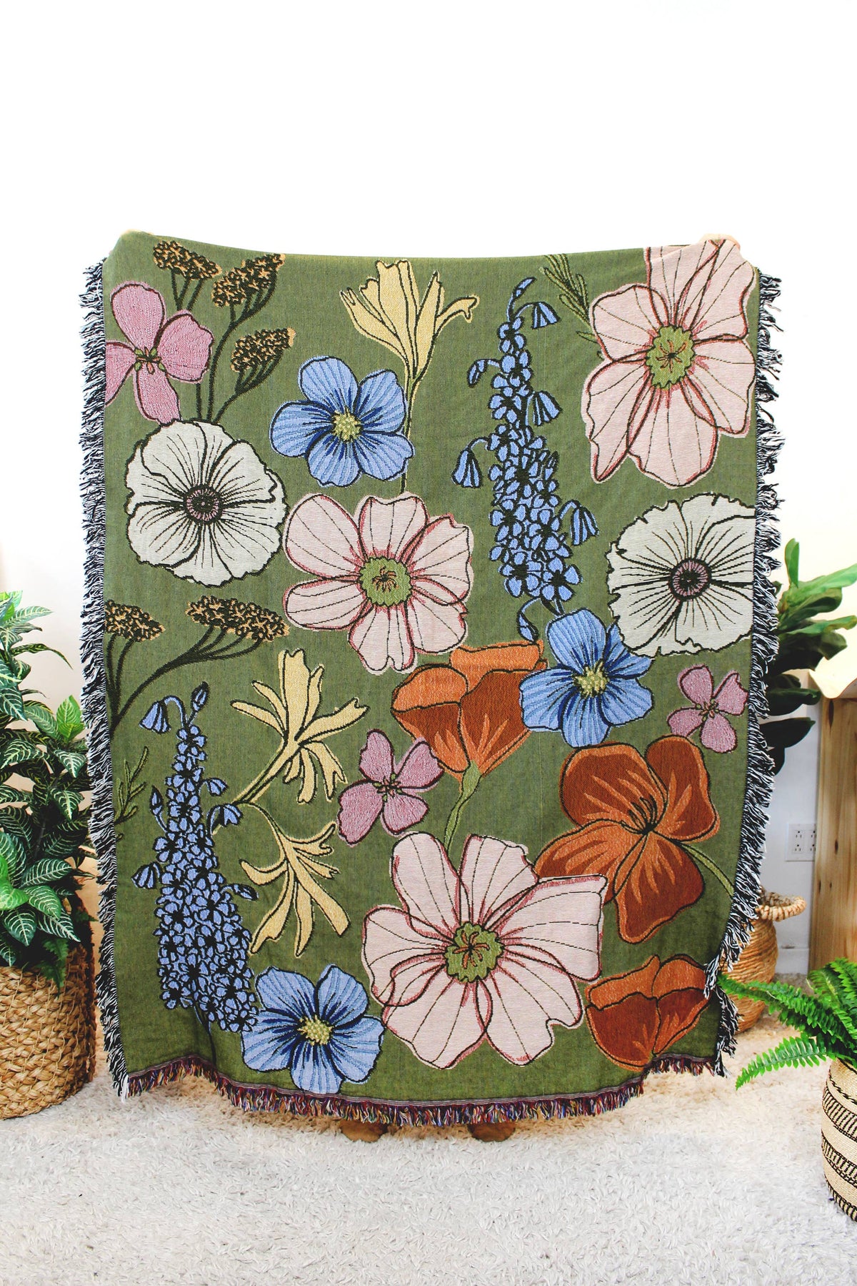 Wild Flowers Tapestry Blanket