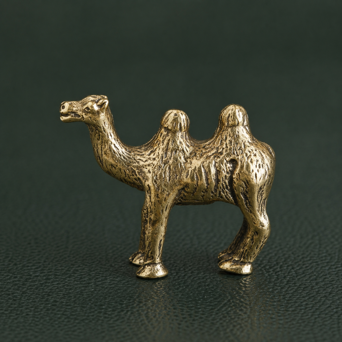Antique Brass Camel Figurine Desktop Ornament: A1