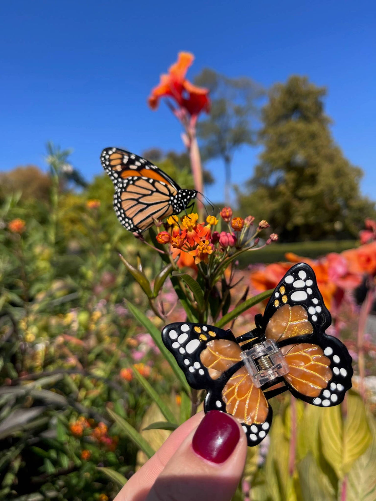 Hand-painted Mini Monarch Claw Hair Clip