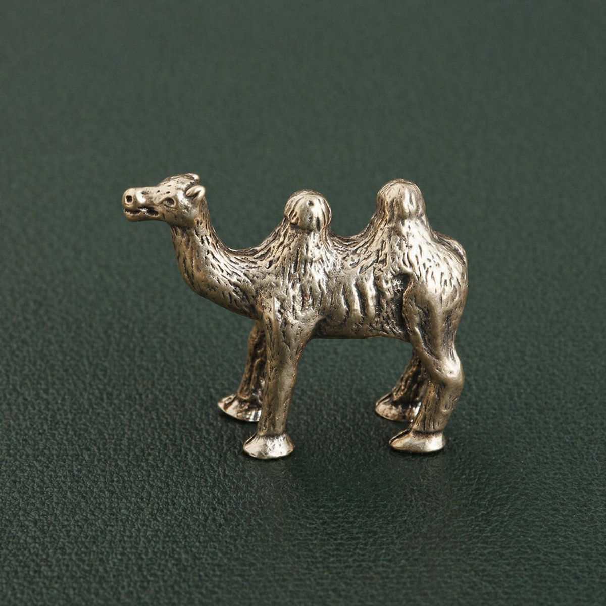 Antique Brass Camel Figurine Desktop Ornament: A1