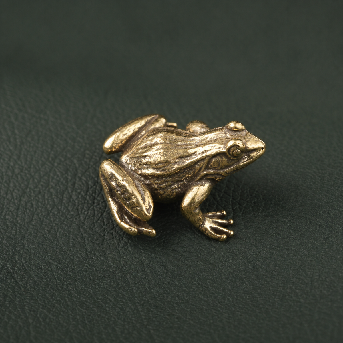 Antique Brass Frog Figurine Ornament: A1