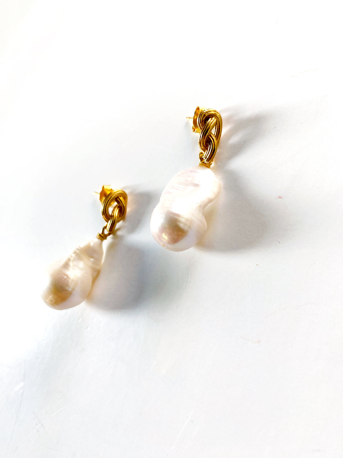 SYNTHEA EARRINGS PEARL