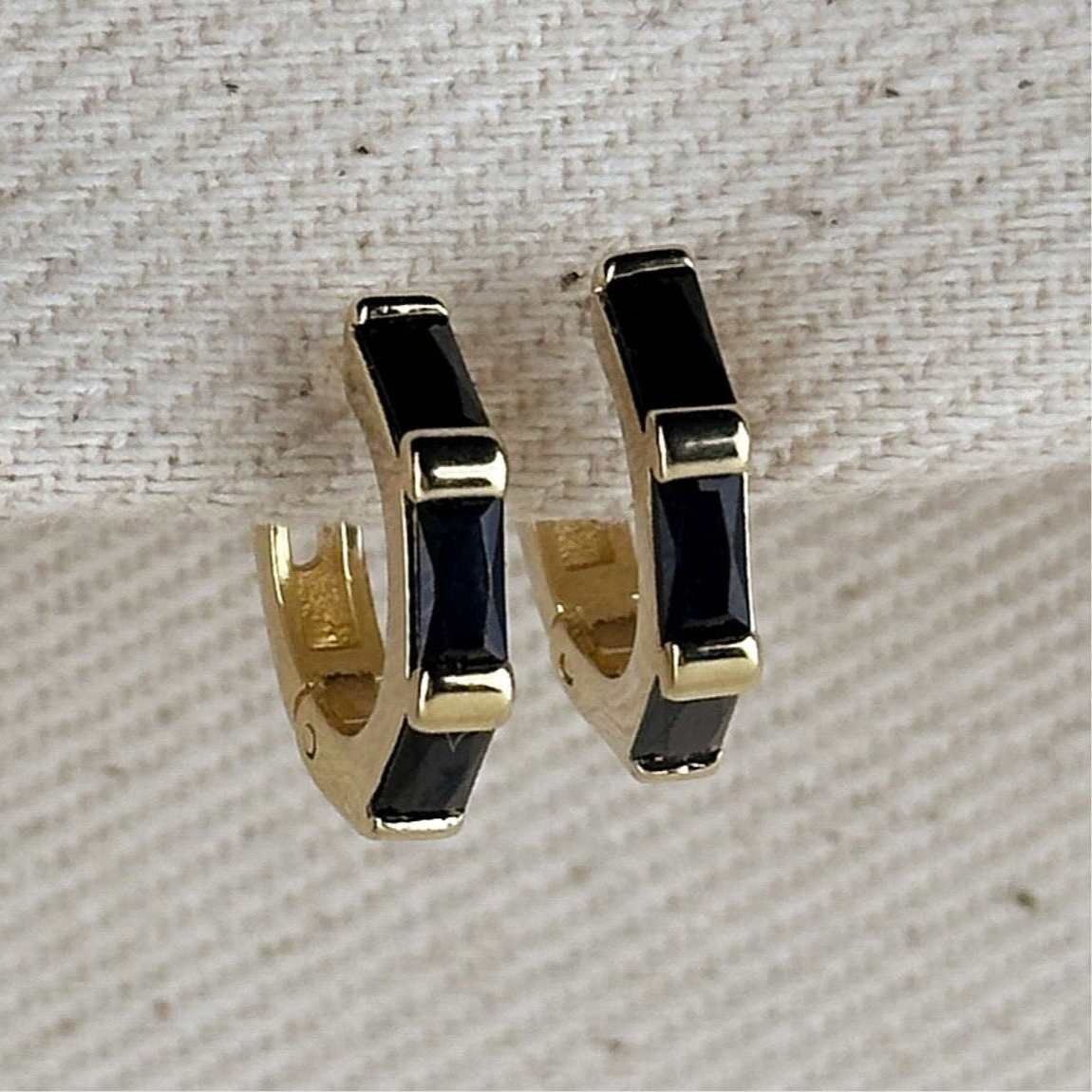 18k Gold Filled CZ huggie Hoop earring pair
: Black