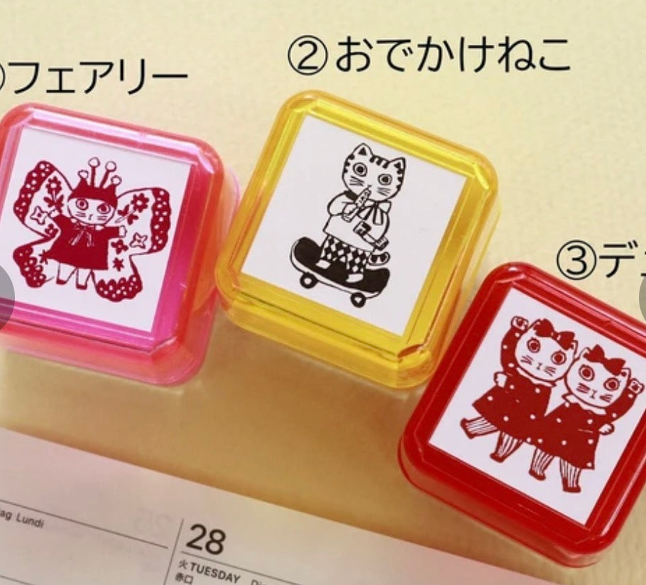 Yumi Kitagishi Collab Push Button Stamp