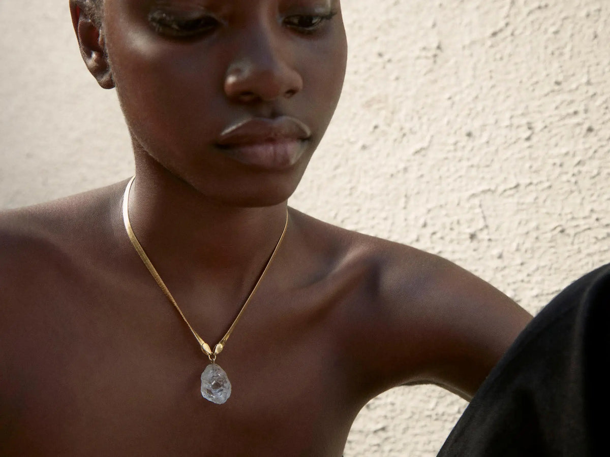 GOLD SERPENTINE NECKLACE RAW