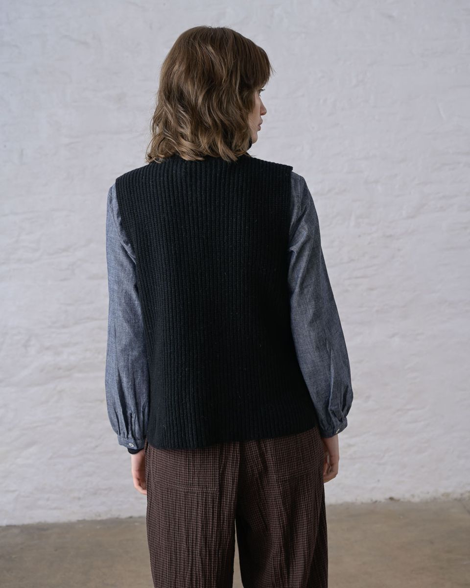 Lisa Sleeveless Jumper