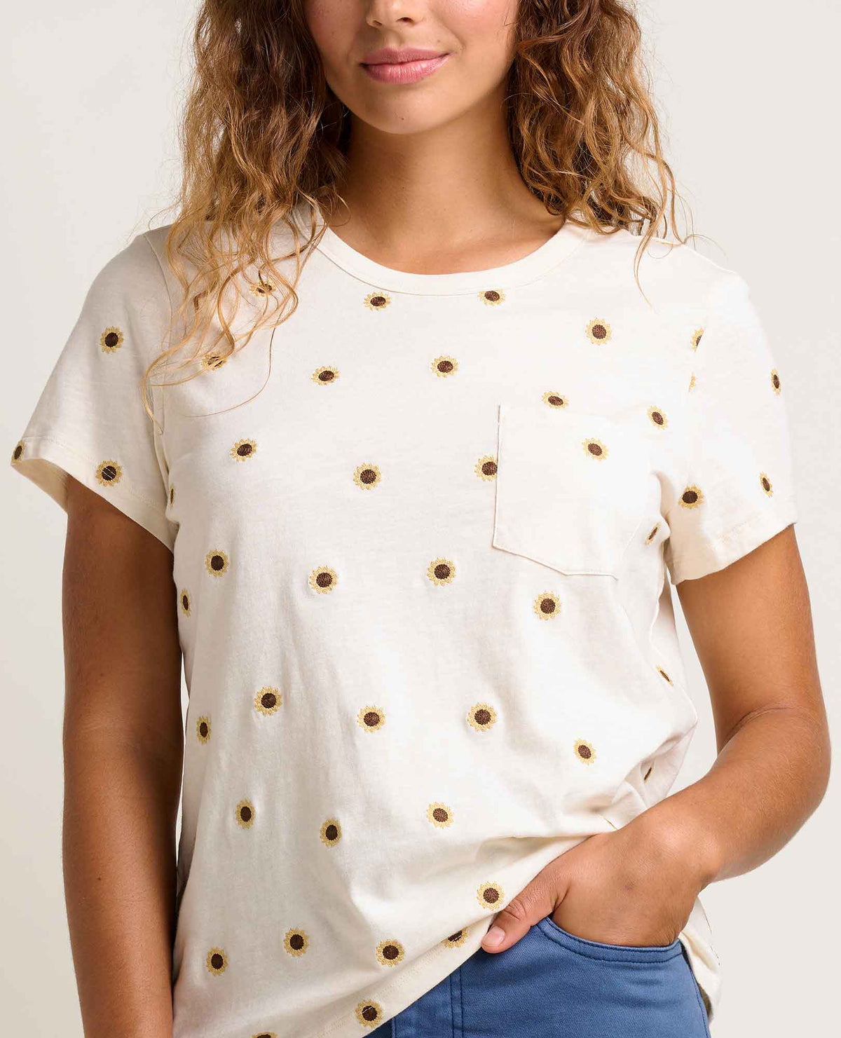 W&#39;s Primo SS Crew Embroidered-Salt Sunflower Embroidery