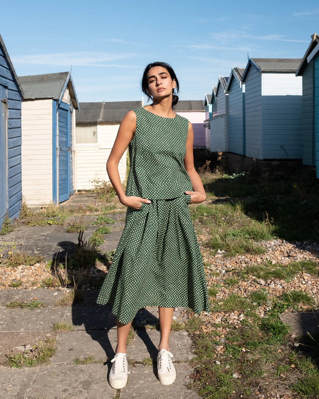 WANDER MIDI SKIRT Green Dot