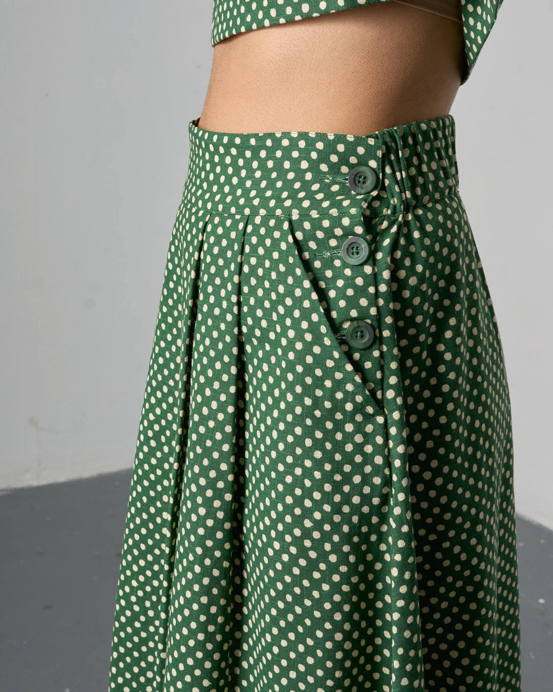WANDER MIDI SKIRT Green Dot