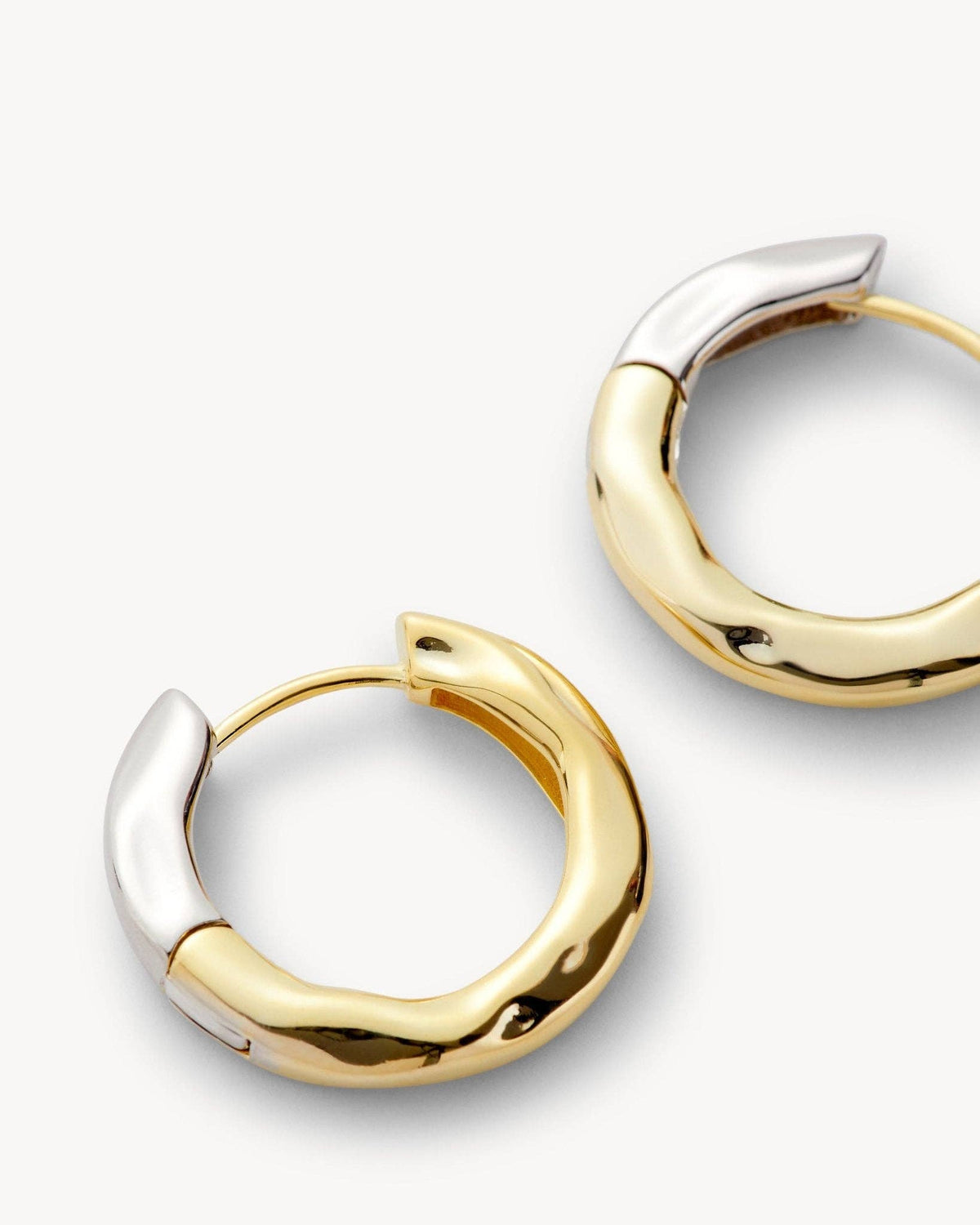 Petite Wavy Hoops in 3/4 Gold