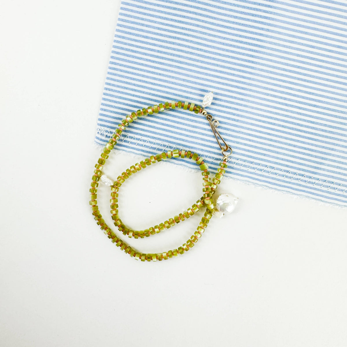The Galileo Galilei - Olive/Pink: 16&quot; / Gold Filled