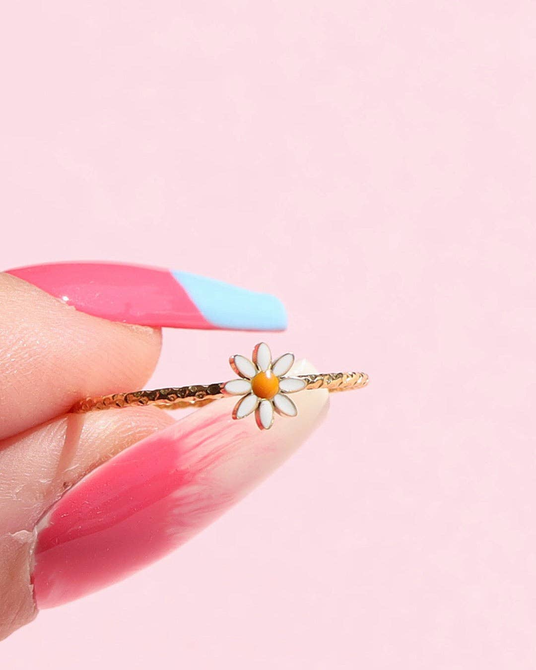 April - Enamel Daisy Ring