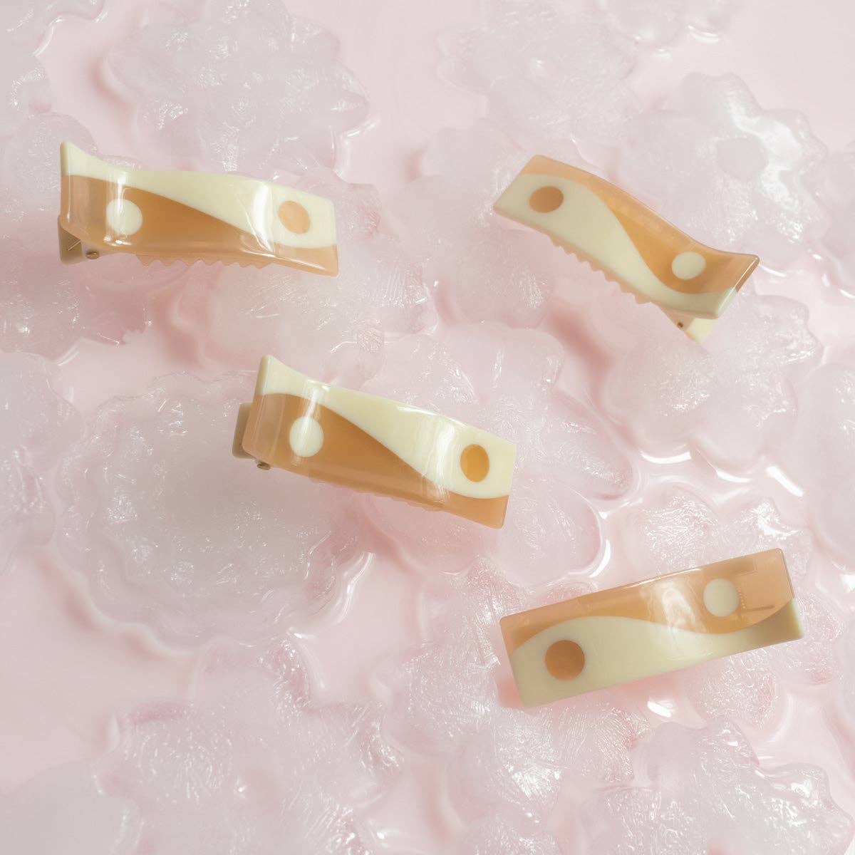 Milk Tea Neutral Cream and Tan Acetate Mini Alligator Clip